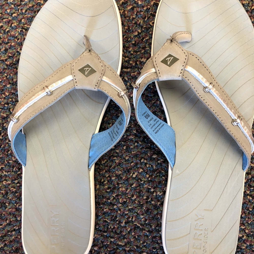 Sperry flip flop